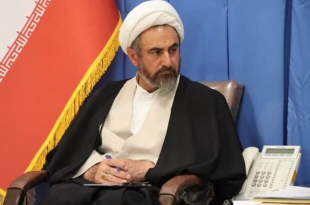 وضعیت ابرقدرتی آمریکا و شکست های پی در پی او به جایی رسیده است که ترامپ رییس جمهور آمریکا به فکر تغییر نام خلیج فارس افتاده است