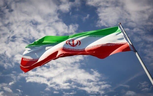 ایران، حماسه بی‌پایان/ایران، این بار نیز همان خواهد بود که همیشه بوده، دژی استوار، پرچمی افراشته، شمشیری بیدار