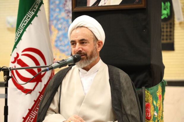محور و هویت موکب‌ها باید خدمت به زائران اربعین و ترویج نماز باشد