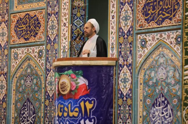استقلال هزینه دارد و ملت ایران با جان و مال خود این هزینه را پرداخت کرده‌اند