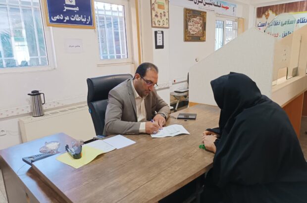 مدیرکل بنیاد شهید ایلام در ملاقات مردمی به درخواست‌ها و مشکلات ۴۶ ایثارگر رسیدگی کرد