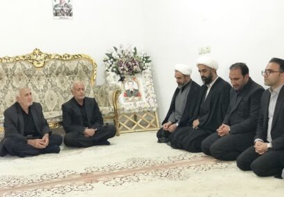 دیدار امام جمعه ایلام با خانواده‌های معظم شهدای جنگ رمضان