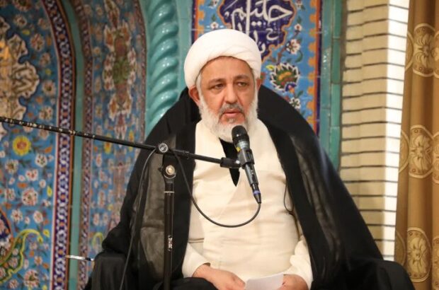 در واقعه عاشورا ثبات قدم، حرف اول را می‌زند/ هر جا از سخن ولایت، غفلت شد، ضربه خوردیم