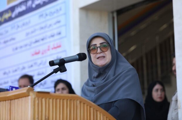 بیمارستان ۶۴ تختخوابی «شهدای ملکشاهی» با حضور سخنگوی دولت افتتاح شد بیمارستان ۶۴ تختخوابی «شهدای ملکشاهی» با حضور سخنگوی دولت افتتاح شد